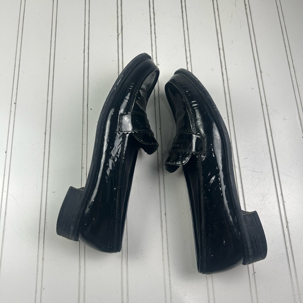 Stuart Weitzman Vintage Black Patent Leather Loafers Womenโs Size 6.5 - Picture 7 of 12
